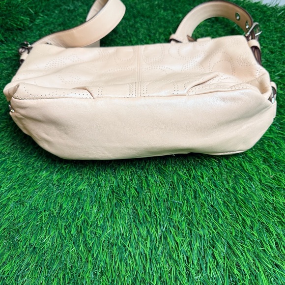 Coach Beige Crossbody Bag - Picture 7 of 10